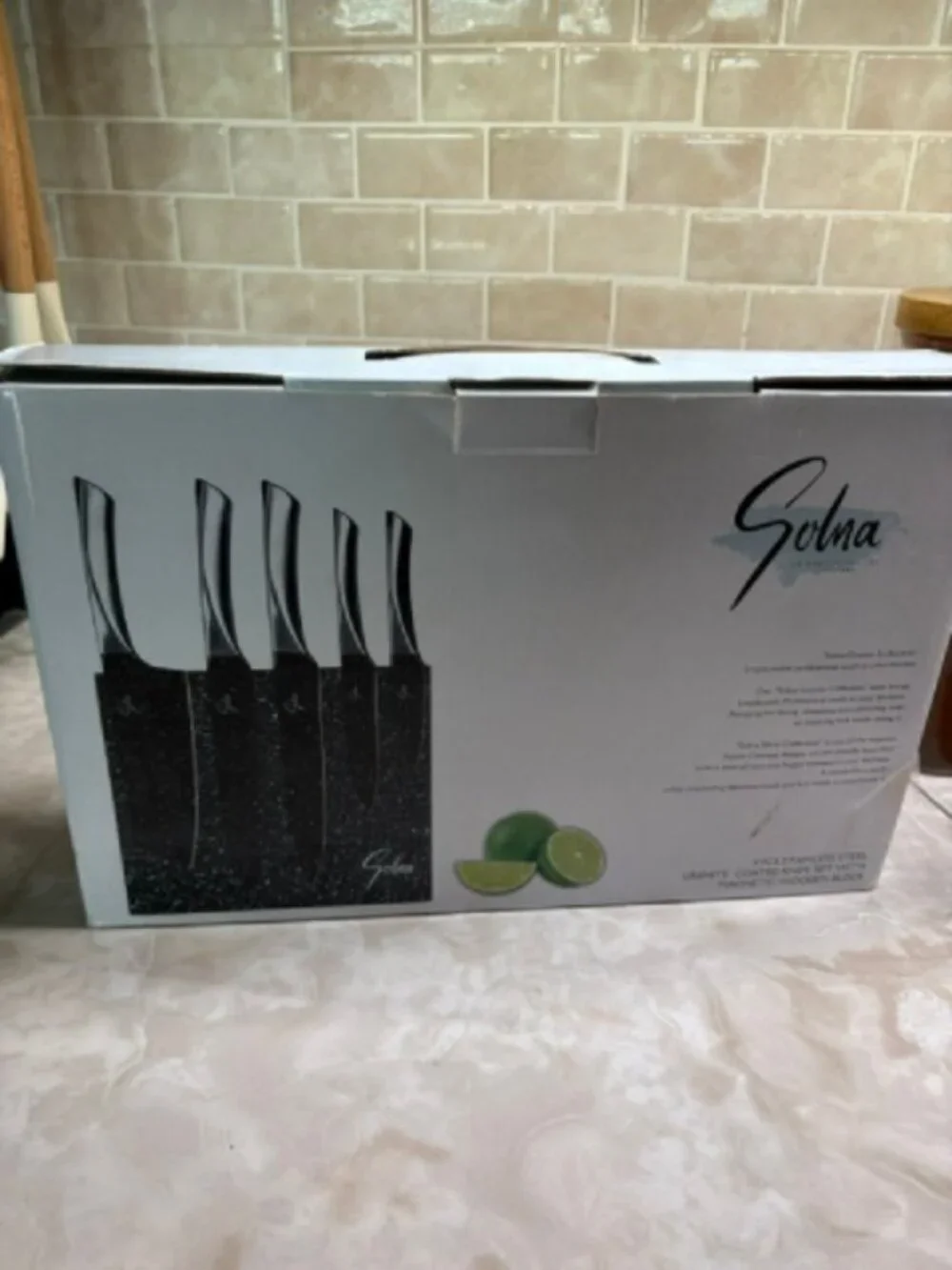 Solna 5 pcs StainlessSteel knife set with Granite Magnetic Wooden Block